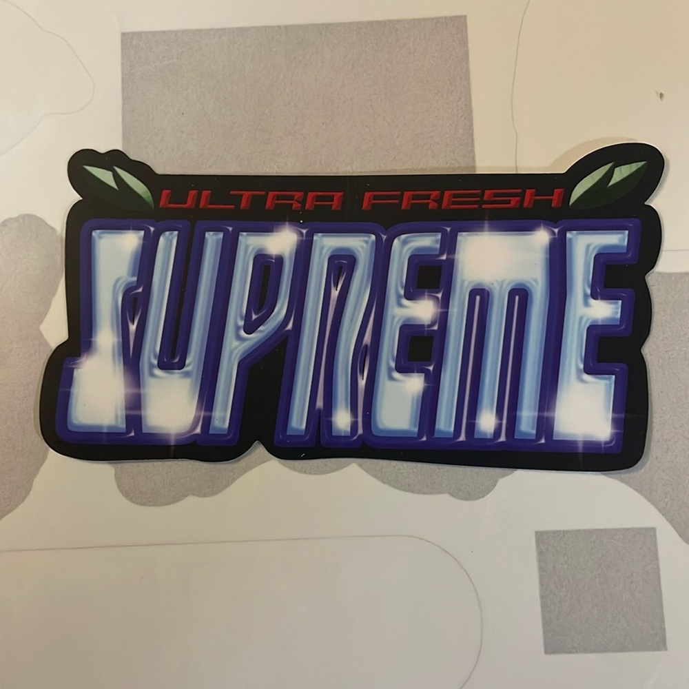 Supreme Sticker ultra fresh sticker